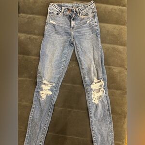 American Eagle Outfitters Light Blue Distressed Skinny Jeans